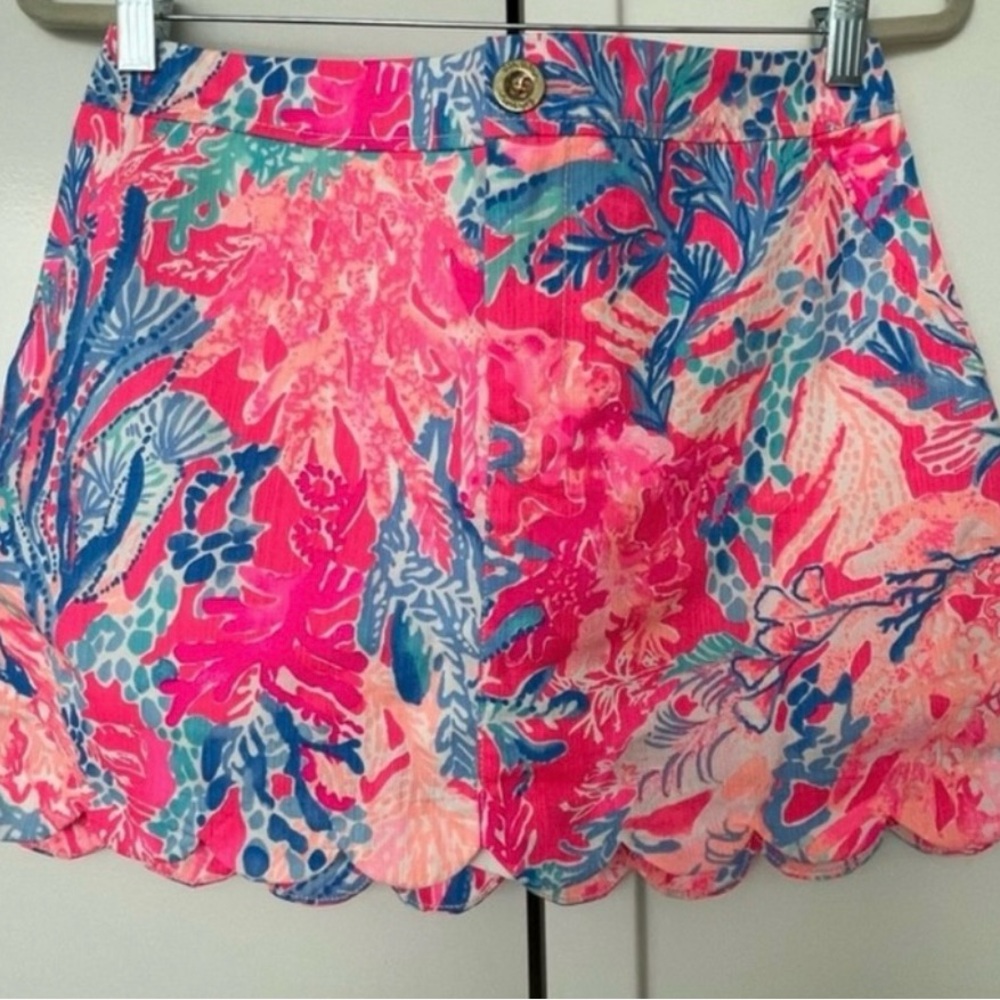Lilly Pulitzer scalloped hem skort
